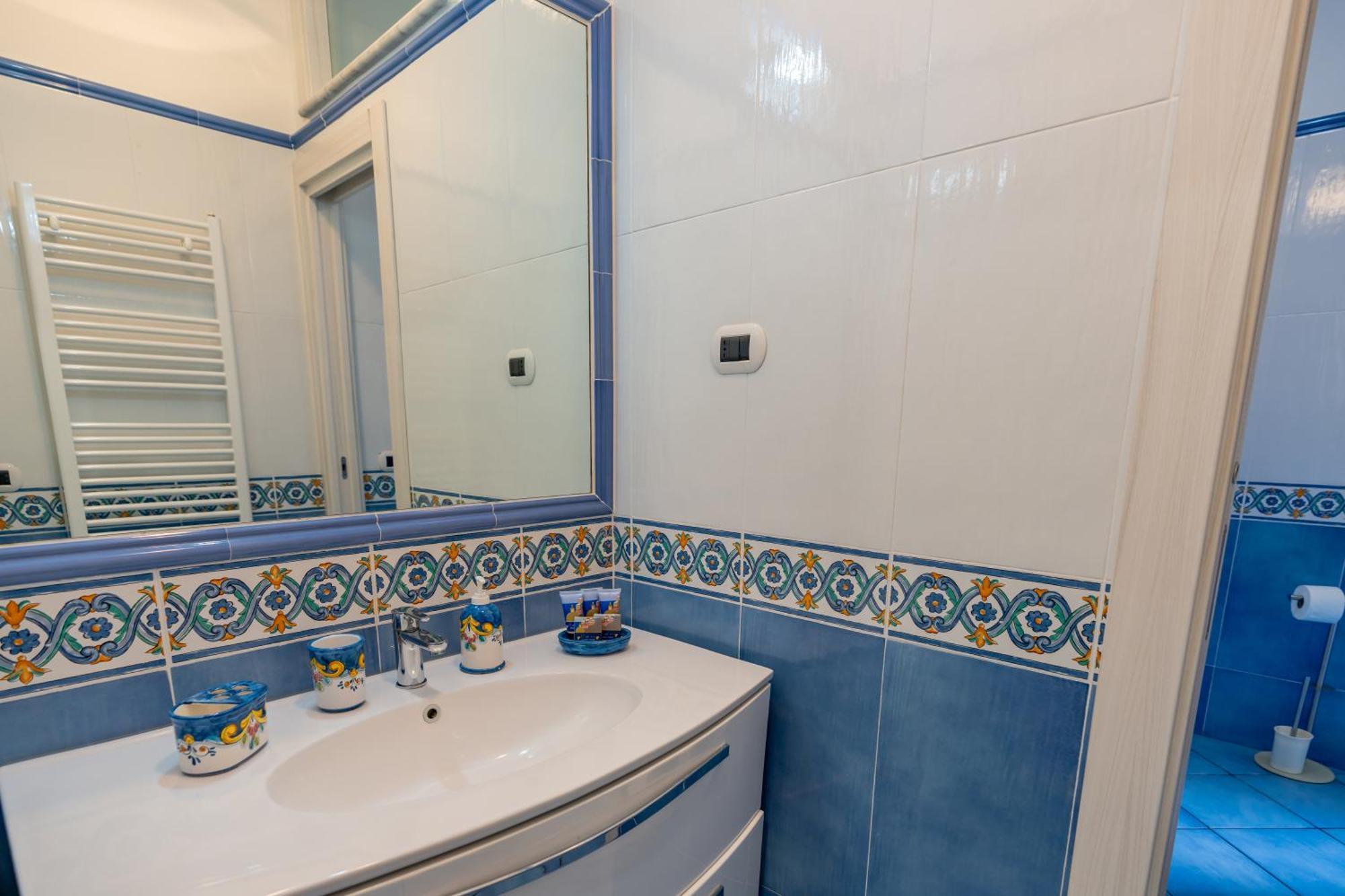 Maiori Apartment By Marcel Esterno foto