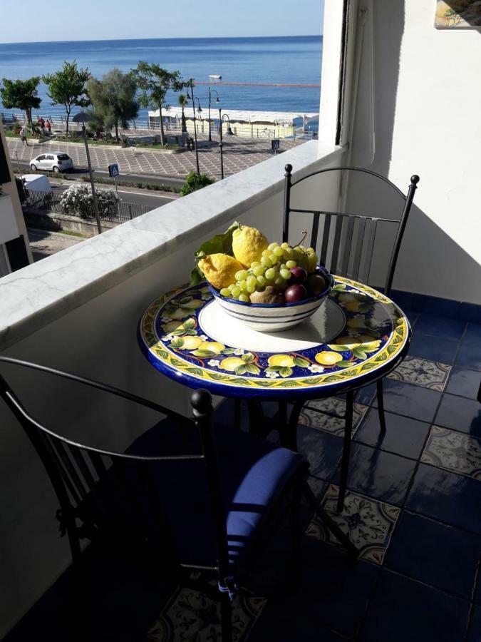 Maiori Apartment By Marcel Esterno foto